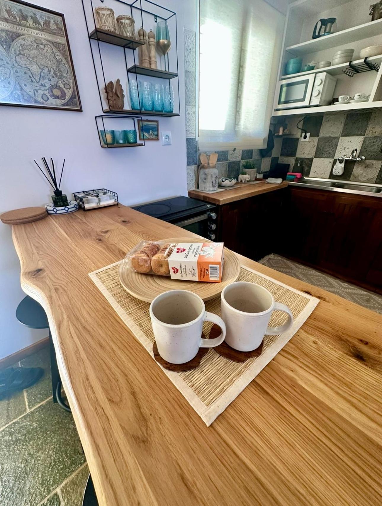 Seaterra Boutique Suite คาลามอส ภายนอก รูปภาพ